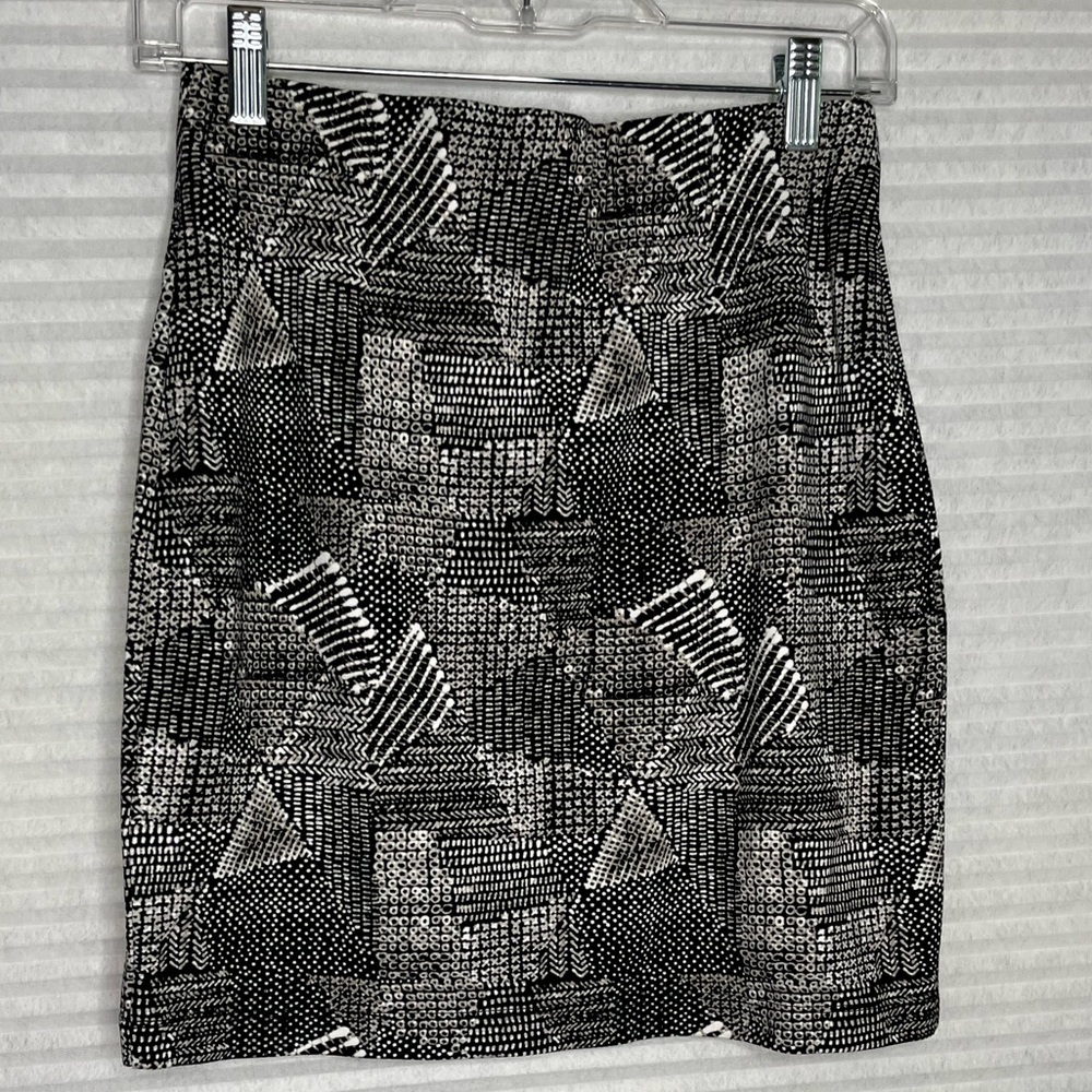 • Madewell • Downtown Skirt Batik Black Size Small Elastic Waist Band Geometric - Picture 11 of 11